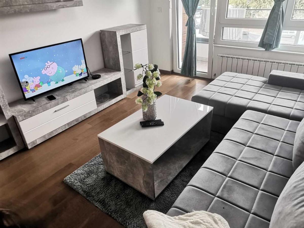 Square Apartment Banja Luka Bagian luar foto